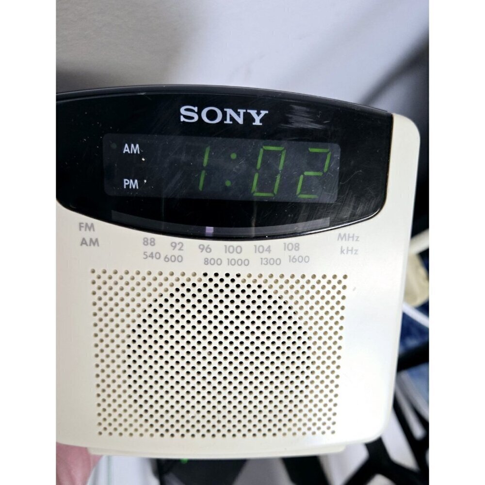 Vintage Sony ICF-C150 Digicube Ivory Alarm Clock AM/FM Radio Works Great